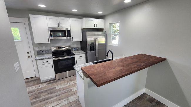 545 Main St, House other with 2 bedrooms, 2 bathrooms and null parking in Victor MT | Image 6