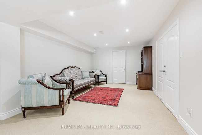 19 Ridgestone Dr, House other with 6 bedrooms, 5 bathrooms and 6 parking in Richmond Hill ON | Image 39