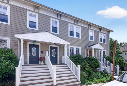 35-35 Lowell St, Somerville, MA, 02143-2406 | Card Image