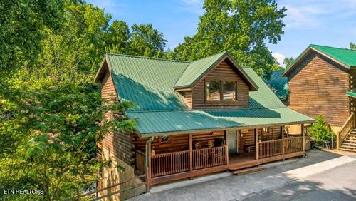620 Chickasaw Gap Way, Pigeon Forge, TN, 37863 | Card Image