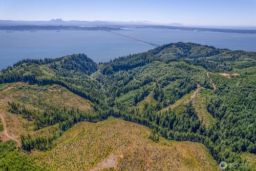 1 State Ln, Chinook, WA, 98614 | Card Image