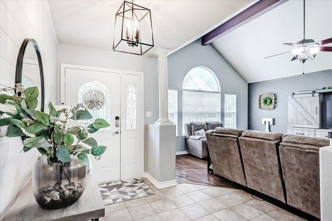 13474 Shellhammer Rd, House other with 3 bedrooms, 2 bathrooms and null parking in Winnie TX | Image 5