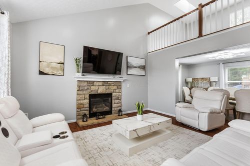 7781 Hazelton St, Blacklick, OH, 43004-8292 | Card Image