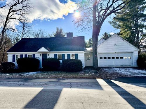 10 On The Cmn, Lyme, NH, 03768-3435 | Card Image