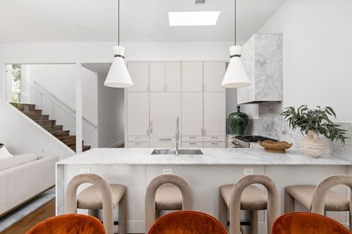 127 Frederick St, Austin, TX, 78704-7109 | Card Image