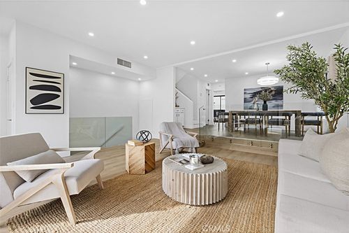 unit-20-4218 Troost Ave, Studio City, CA, 91604-2926 | Card Image