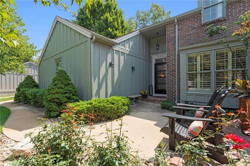 4403 W 112th Ter, Leawood, KS, 66211-1718 | Card Image
