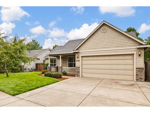87932 Erdman Way, Veneta, OR, 97487-8738 | Card Image
