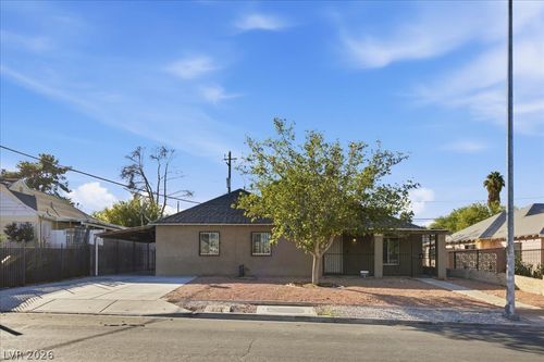 1132 S 15th St, Las Vegas, NV, 89104-1740 | Card Image
