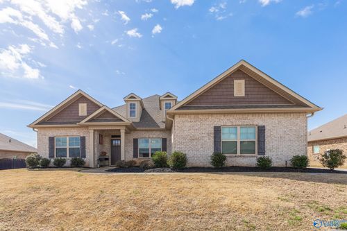 216 Maureen Dr Sw, Madison, AL, 35756-2614 | Card Image