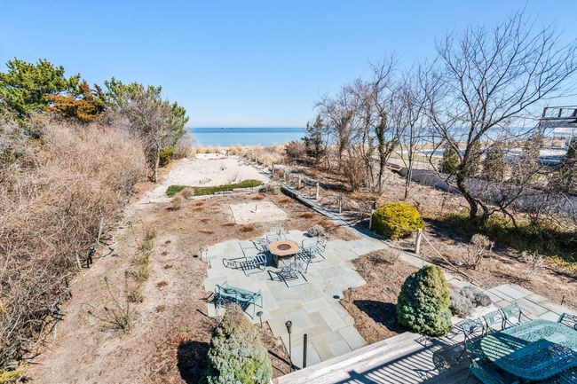 242 Asharoken Ave, House other with 4 bedrooms, 3 bathrooms and null parking in Northport NY | Image 9