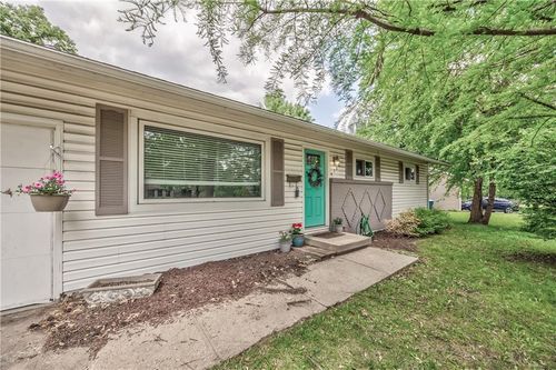 4306 78th Ter, Prairie Village, KS, 66208-4360 | Card Image