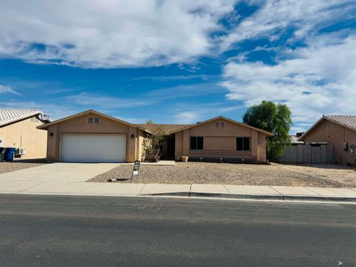 6104 E 43rd Pl, Yuma, AZ, 85365-2605 | Card Image