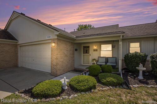25342 Julianna Dr, Chesterfield, MI, 48051-1973 | Card Image