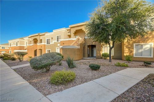 2097-8070 W Russell Rd, Las Vegas, NV, 89113-1549 | Card Image