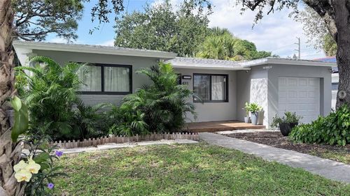 433 Nw 15th Way, Fort Lauderdale, FL, 33311-8845 | Card Image