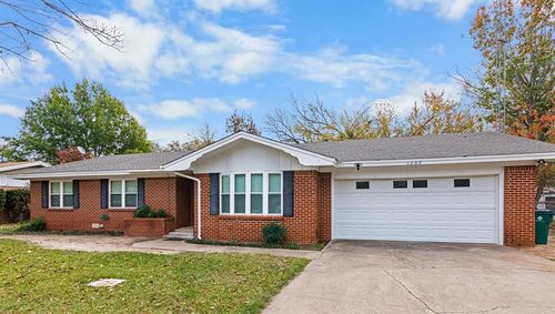 1209 Pebble Street, Bowie, TX, 76230 | Card Image