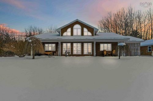 2700 Prospect Road, Cambridge, NS, B0P1G0 | Card Image