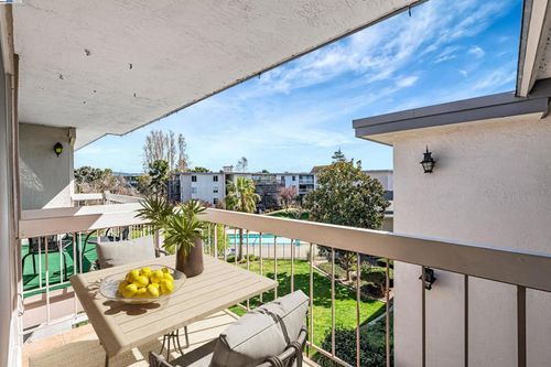 apt-309-950 Shorepoint Ct, Alameda, CA, 94501-5854 | Card Image