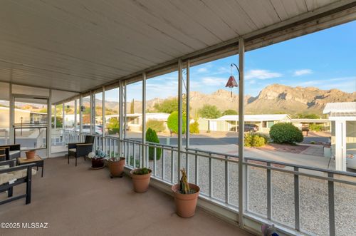 10709 N Kilimanjaro Ave, Oro Valley, AZ, 85737-9725 | Card Image