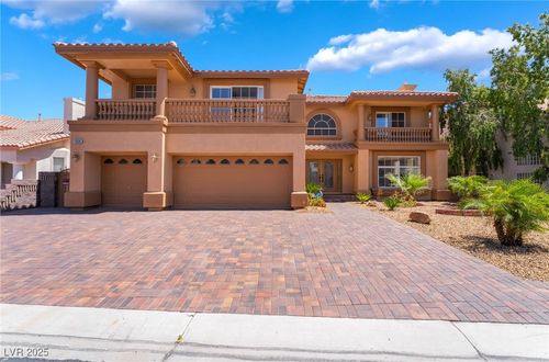 7526 Gossamer Wind St, Las Vegas, NV, 89139-5305 | Card Image