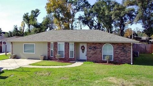 308 Maryland Dr, Luling, LA, 70070-2166 | Card Image