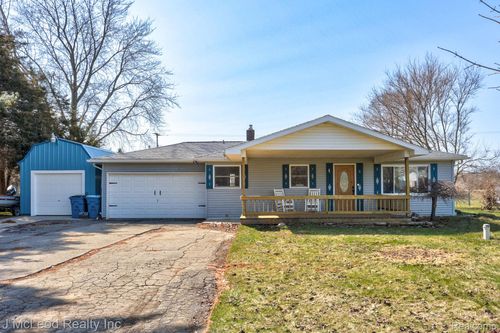 5019 Millington Rd, Millington, MI, 48746-8703 | Card Image