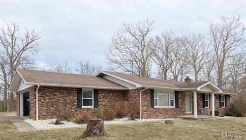 5426 E Dix Irvington Rd, Walnut Hill, IL, 62893-2117 | Card Image