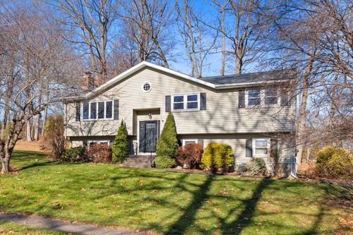 77 Vermont Dr, Bristol, CT, 06010-2863 | Card Image