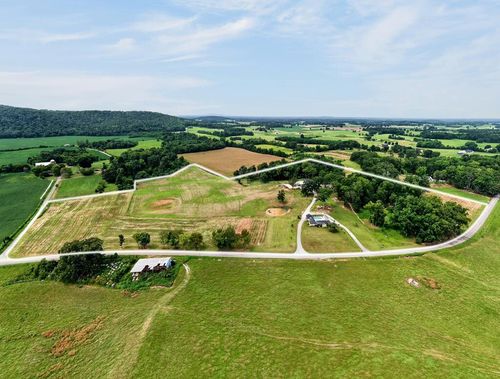 4785 Dark Hollow Rd, Mcminnville, TN, 37110-4564 | Card Image