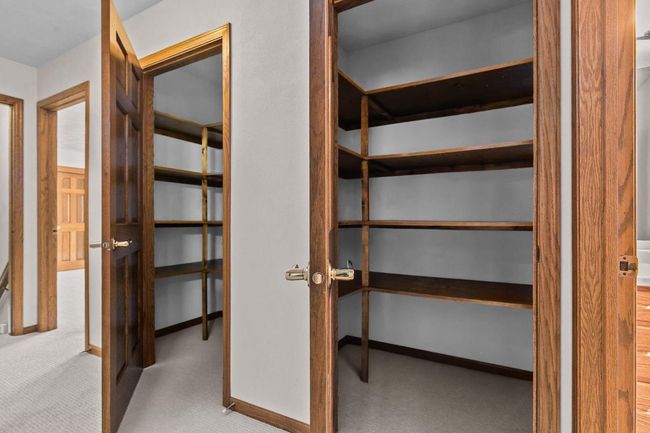 301 E Wayfarer Lane, House other with 4 bedrooms, 4 bathrooms and null parking in APPLETON WI | Image 39