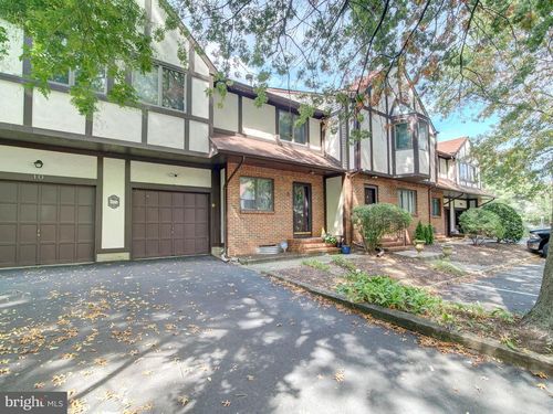 8 Beckett Ct, Ewing, NJ, 08628-2230 | Card Image