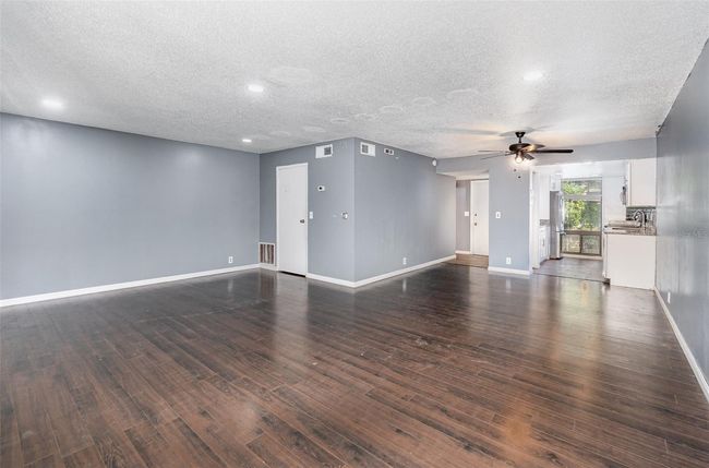 APT-11 - 40 Moree Loop, Condo with 3 bedrooms, 3 bathrooms and null parking in WINTER SPRINGS FL | Image 6