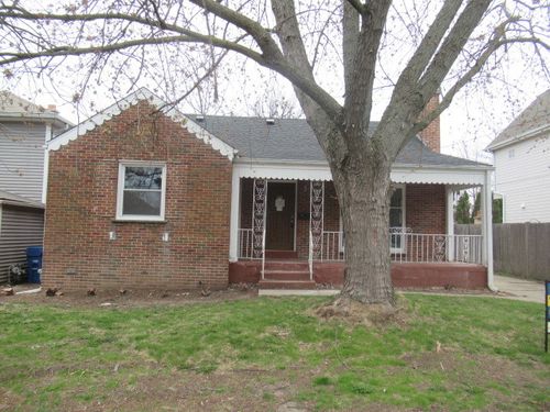 238 Jeffreys Pl, Highwood, IL, 60040-1705 | Card Image
