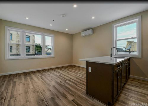 1-400 New York Ave, Huntington, NY, 11743-3437 | Card Image