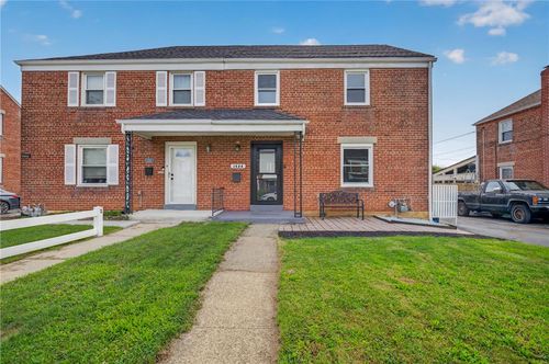 1528 Catalina Ave, Allentown, PA, 18103-4717 | Card Image