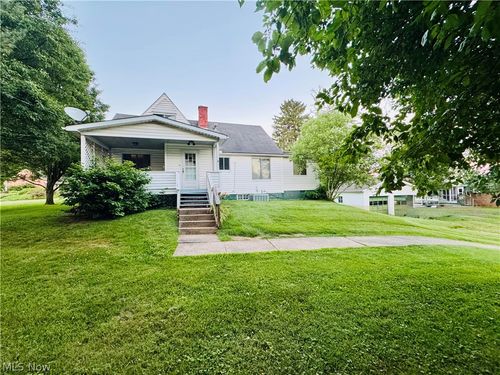 956 Braun Rd, Belpre, OH, 45714-1334 | Card Image