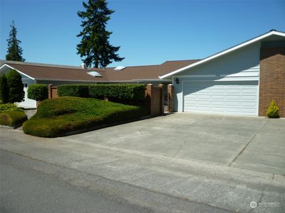 A - 102 Hilltop, Condo with 2 bedrooms, 1 bathrooms and null parking in Sequim WA | Image 1