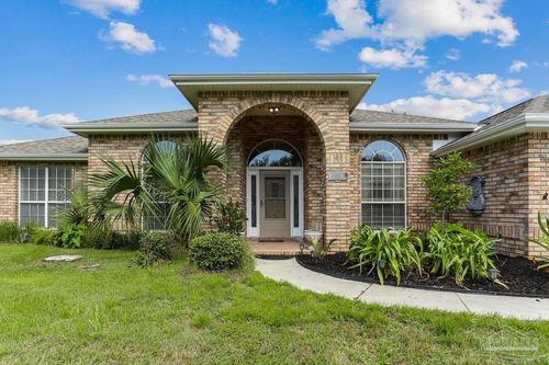 9564 Westgate Cir, Pensacola, FL, 32507-7232 | Card Image