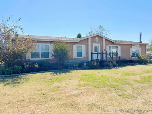 10260 Locust Rd, Henryetta, OK, 74437-3889 | Card Image