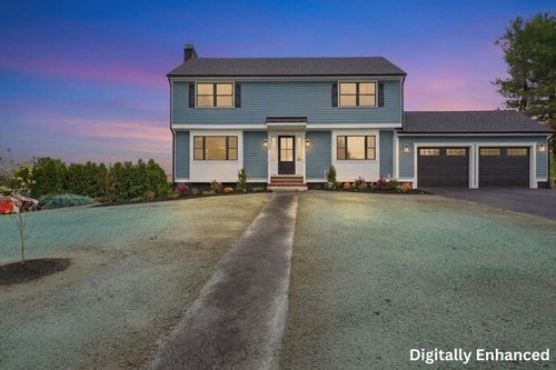 105 Stafford Road, Lowell, MA, 01852 | Card Image