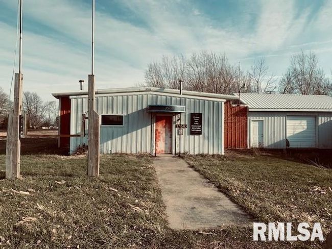 13810 Round Grove Rd, Home with 0 bedrooms, 0 bathrooms and 5 parking in MORRISON IL | Image 5