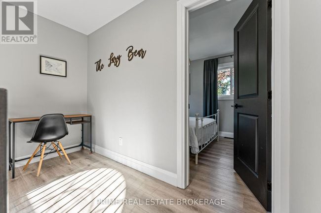 14 Warwick Ave, House other with 3 bedrooms, 2 bathrooms and 3 parking in Grand Bend ON | Image 22