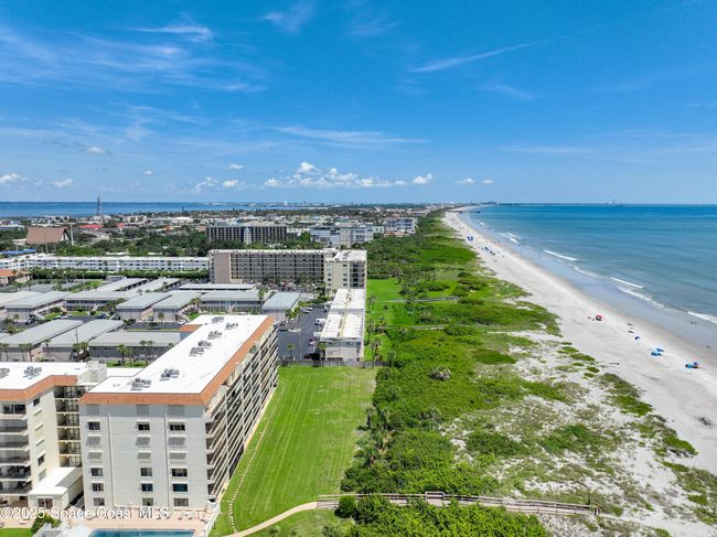 604 - 3060 N Atlantic Ave, Condo with 2 bedrooms, 2 bathrooms and null parking in Cocoa Beach FL | Image 5