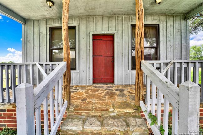 101 Ranch Rd, House other with 3 bedrooms, 3 bathrooms and null parking in Adkins TX | Image 44