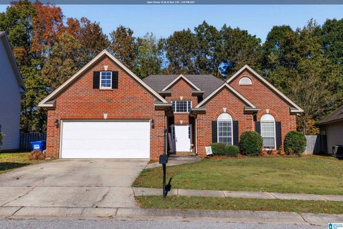 634 Forest Lakes Dr, STERRETT, AL, 35147-8136 | Card Image