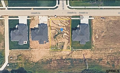 20701 Jeannie Ln, Gretna, NE, 68028-5044 | Card Image