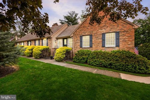 1579 Hainesport Mount Laurel Rd, Mount Laurel, NJ, 08054-9516 | Card Image