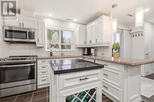 157-2001 Bonnymede Drive, Mississauga (Clarkson), ON, L5J4H8 | Card Image