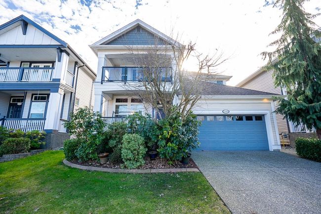 19584 Sutton Avenue, House other with 3 bedrooms, 2 bathrooms and 4 parking in Pitt Meadows BC | Image 1